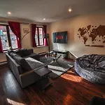 Spacious Two Stories Condo In Old Port Free Parking