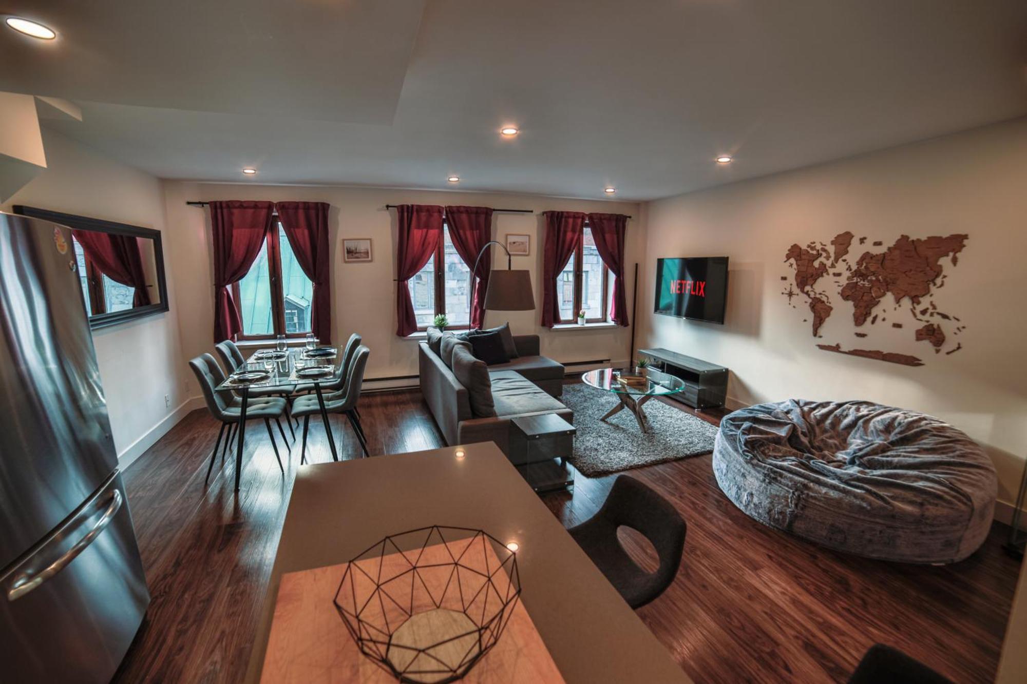 Appartement Spacious Two Stories In Old Port Free Parking